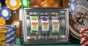 Người chơi Việt Nam trải nghiệm game nổ hũ jackpot trên điện thoại với giao diện shbeet thân thiện